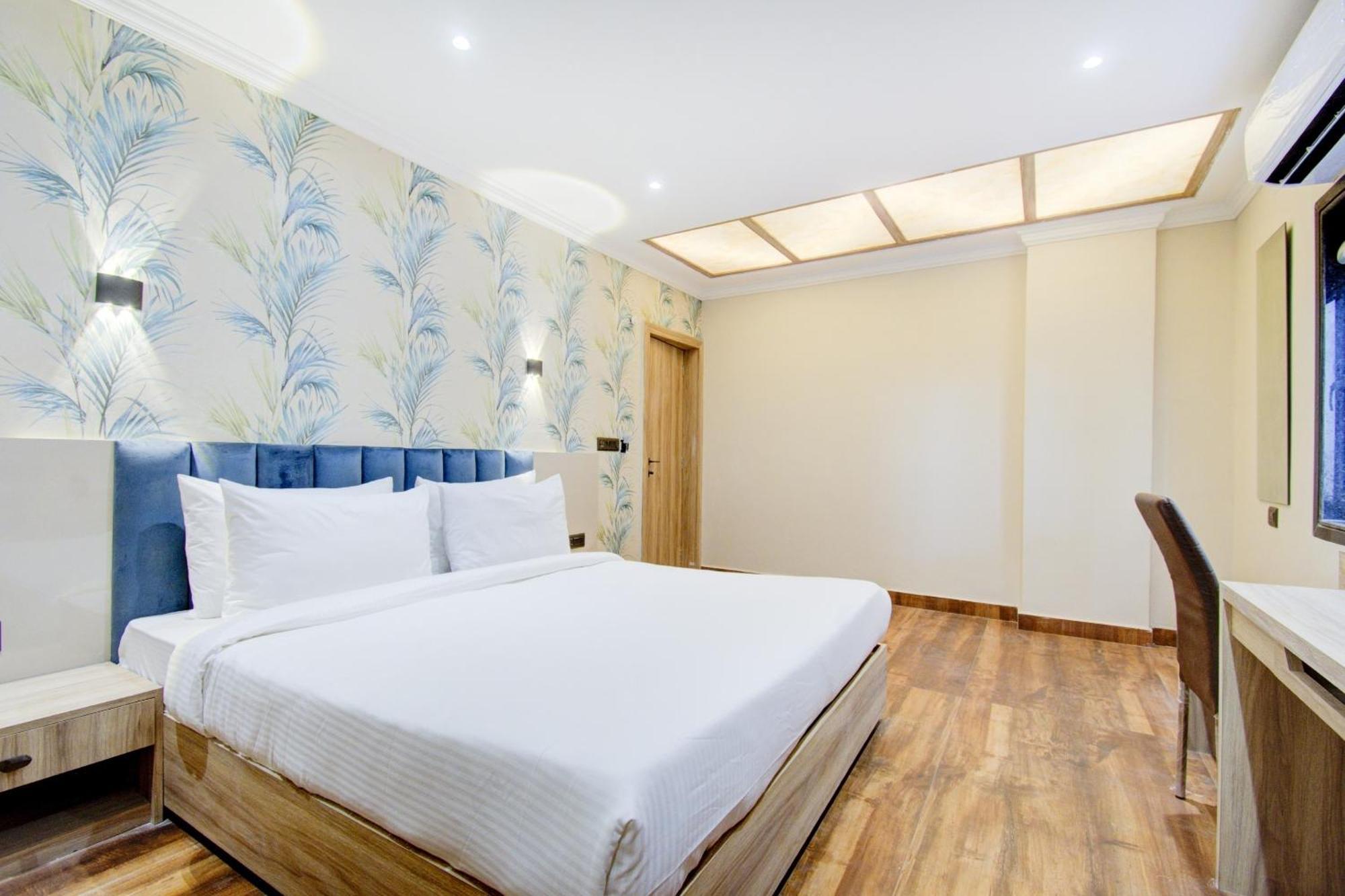 Super Townhouse Gokul Regency Near Dum Dum Metro Station Hotel Kalkutta Kültér fotó