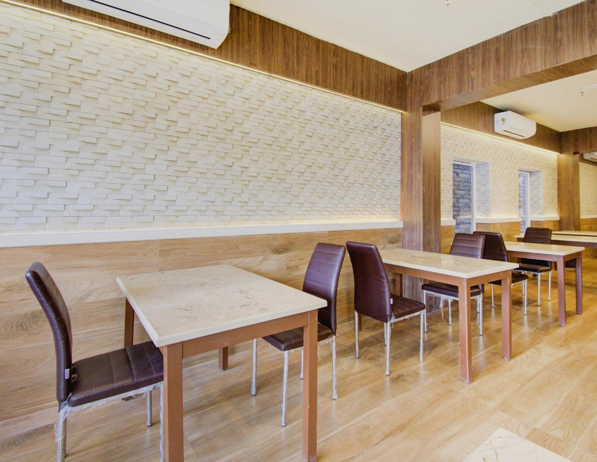 Super Townhouse Gokul Regency Near Dum Dum Metro Station Hotel Kalkutta Kültér fotó